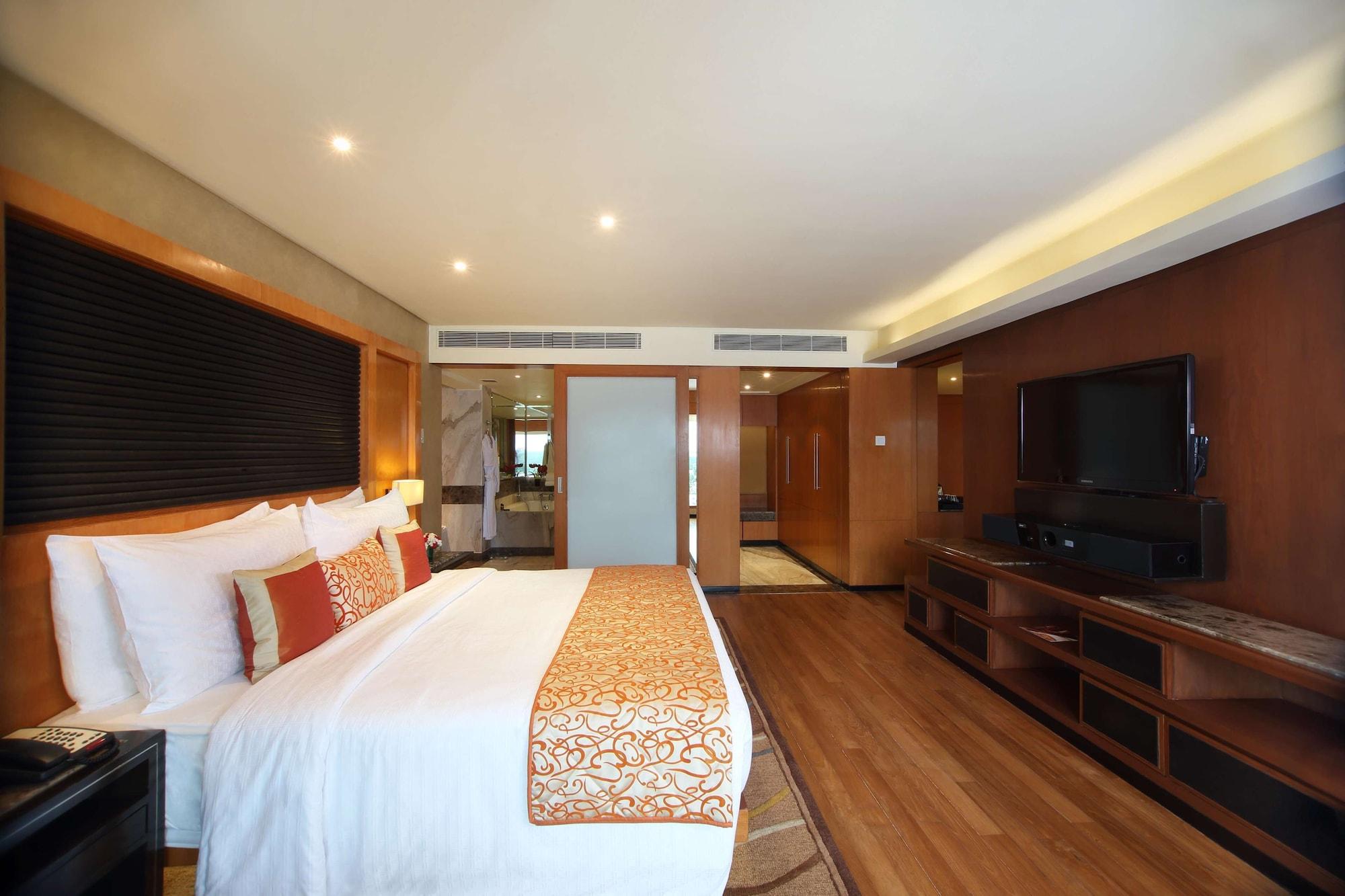 Gokulam Grand Hotel & Spa Bangalore Extérieur photo