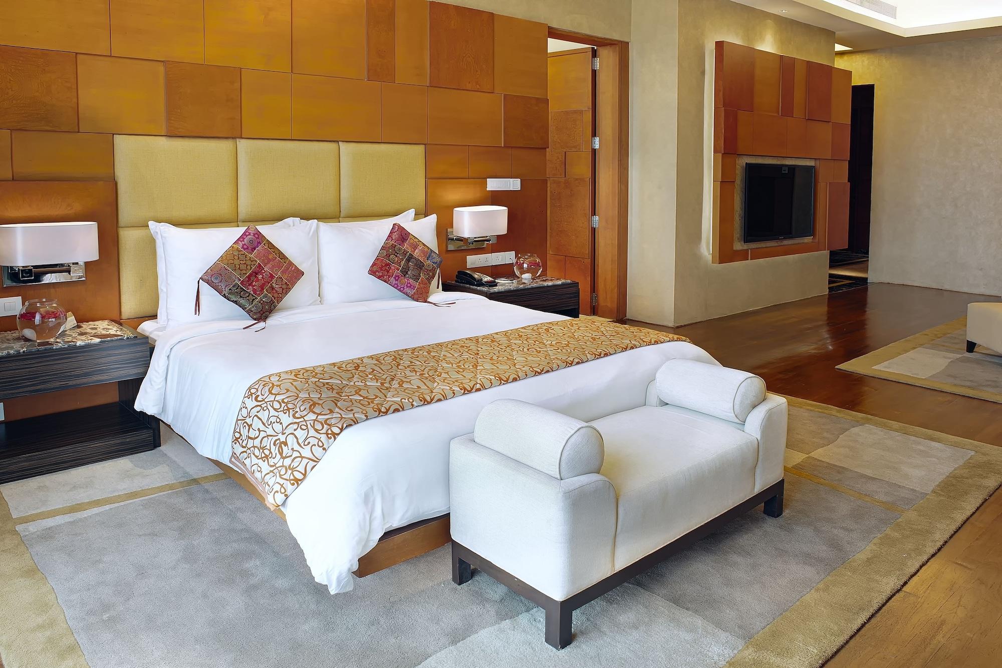Gokulam Grand Hotel & Spa Bangalore Extérieur photo