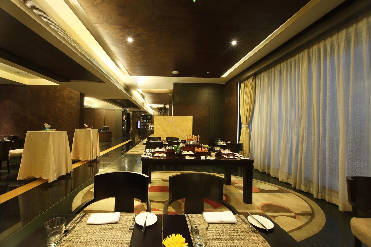 Gokulam Grand Hotel & Spa Bangalore Extérieur photo