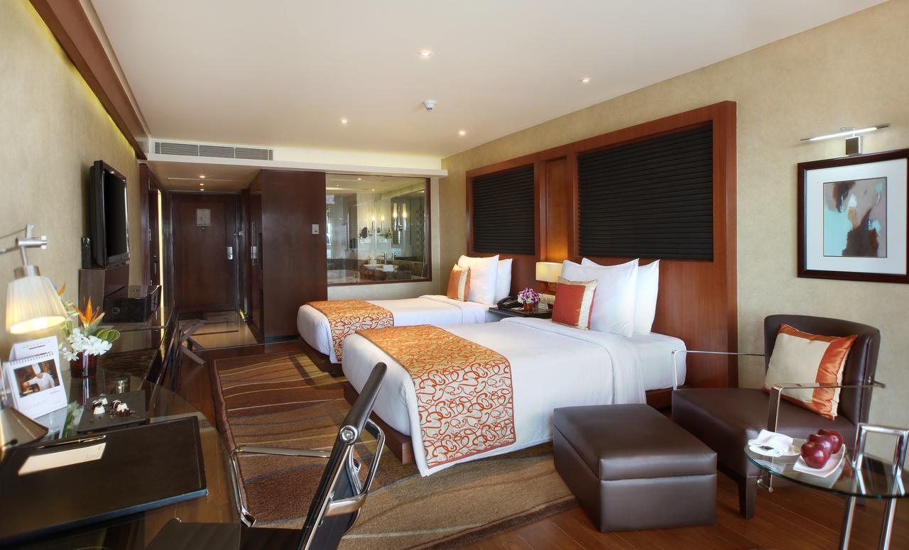 Gokulam Grand Hotel & Spa Bangalore Extérieur photo